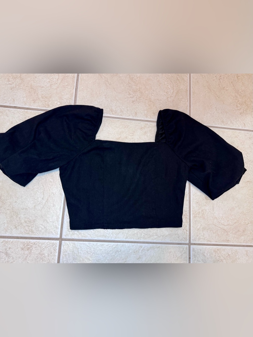 Black Puff-Sleeve Cropped Top